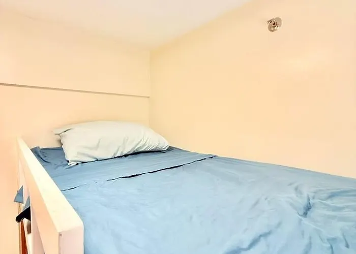 Franco 3br 2bath 2balcony Condotel Aparthotel Manila