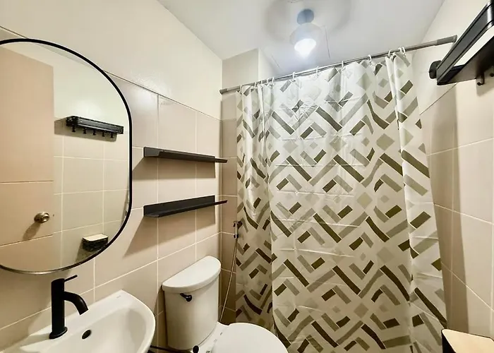 Franco 3br 2bath 2balcony Condotel Manila