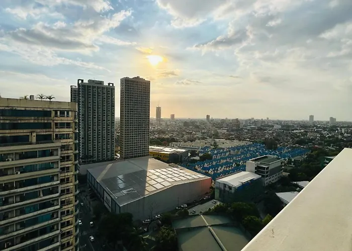 Franco 3br 2bath 2balcony Condotel Manila