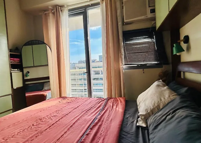 Franco 3br 2bath 2balcony Condotel Manila